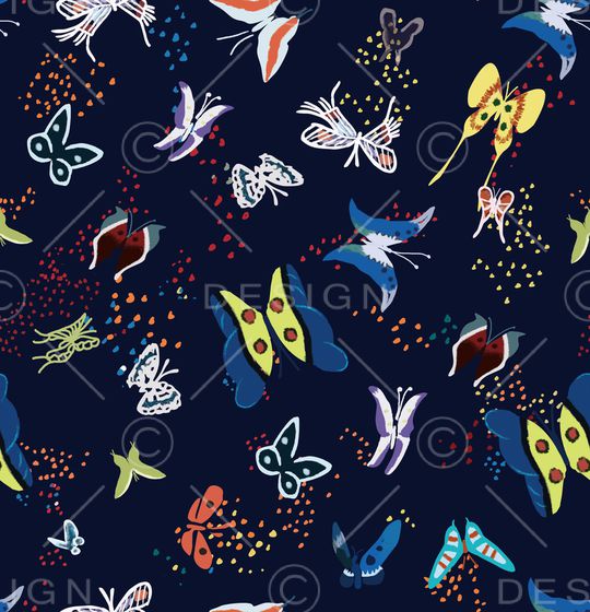 花卉蝴蝶印花华亿平台图片