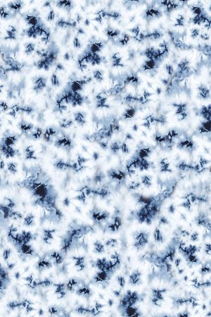 肌理印花华亿平台图片