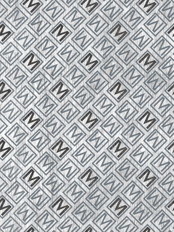 字母印花华亿平台图片