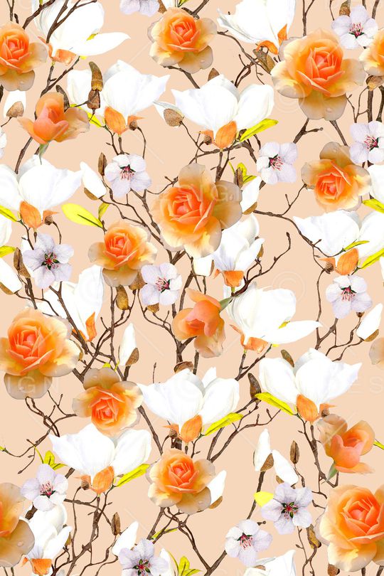 年轻女性印花华亿平台图片