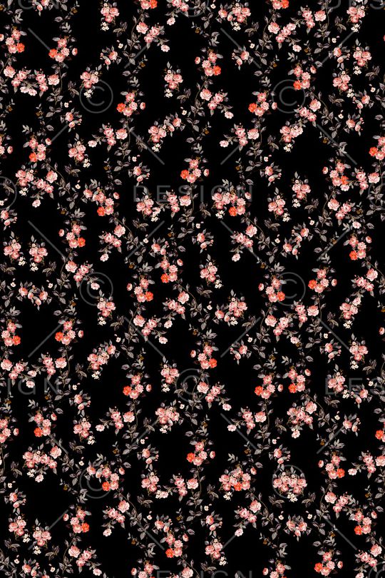 黑底花卉印花华亿平台图片