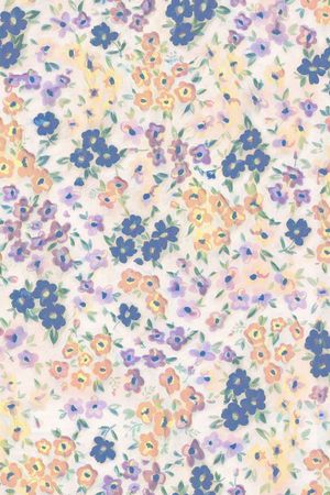 女装印花华亿平台图片