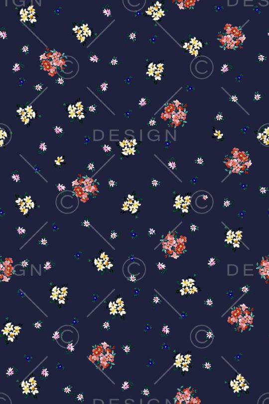 女装印花华亿平台图片