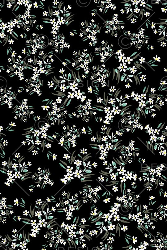 黑底花卉印花华亿平台图片