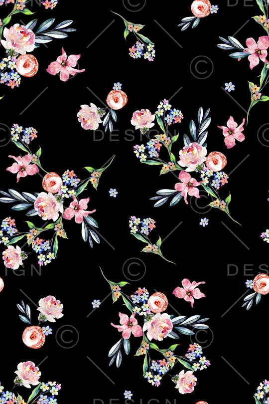 黑底花卉印花华亿平台图片