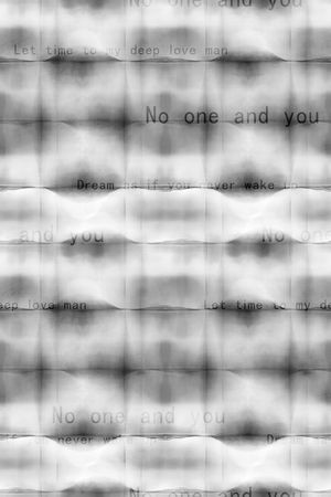 字母印花华亿平台图片