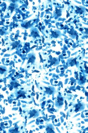 女装印花华亿平台图片