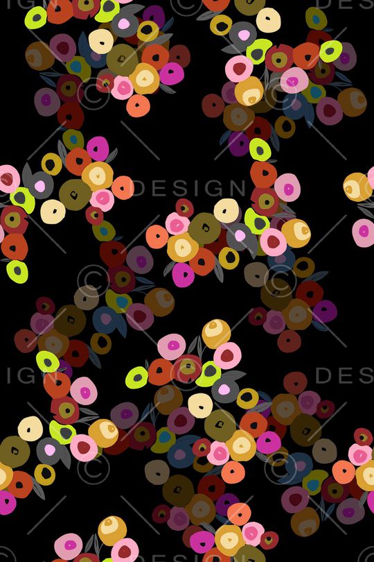 女装印花华亿平台图片