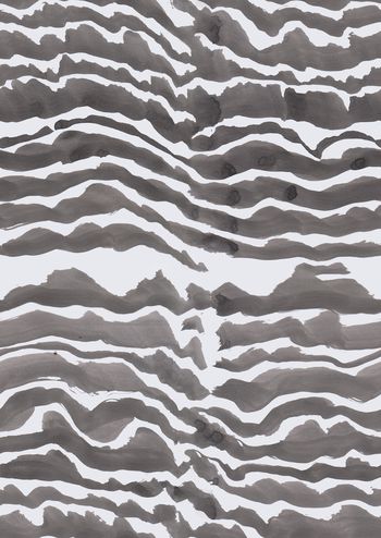 黑白条纹印花华亿平台图片