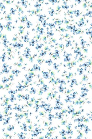 年轻女性印花华亿平台图片