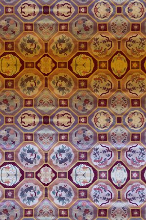 真丝印花华亿平台图片