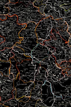 线条印花华亿平台图片