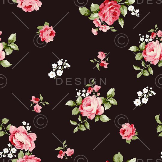 黑底花卉印花华亿平台图片