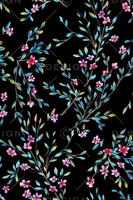 黑底花卉印花华亿平台图片