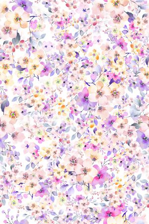 年轻女性印花华亿平台图片