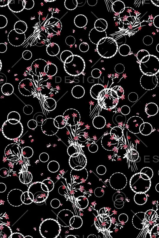 黑底花卉印花华亿平台图片