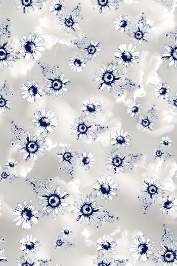 年轻女装印花华亿平台图片