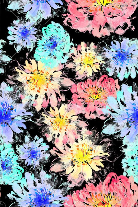 黑底花卉印花华亿平台图片