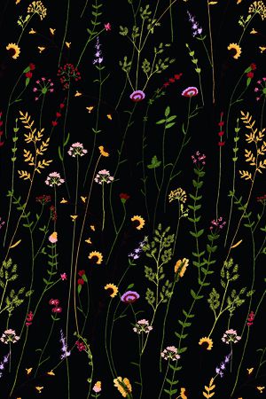 黑底花卉印花华亿平台图片