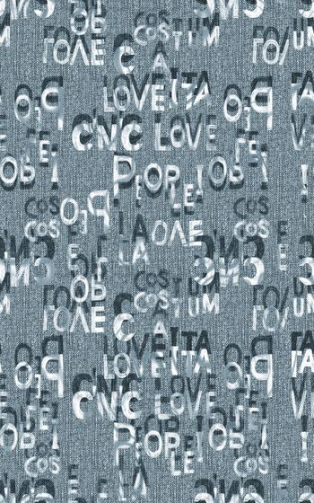 字母印花华亿平台图片