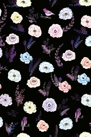 黑底花卉印花华亿平台图片