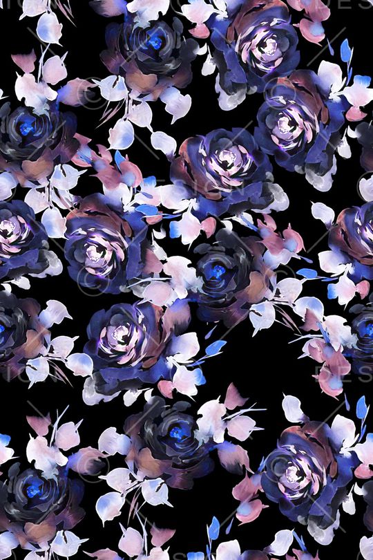 黑底花卉印花华亿平台图片