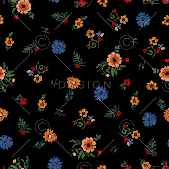 黑底花卉印花华亿平台图片