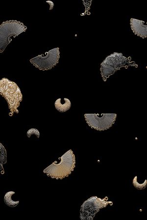 古典印花华亿平台图片