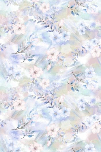 年轻女性印花华亿平台图片