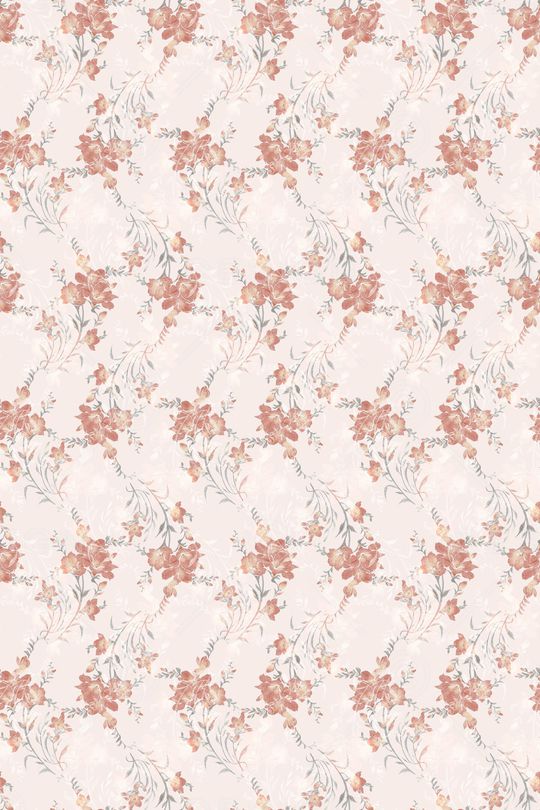 年轻女性印花华亿平台图片