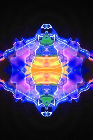 几何印花华亿平台图片