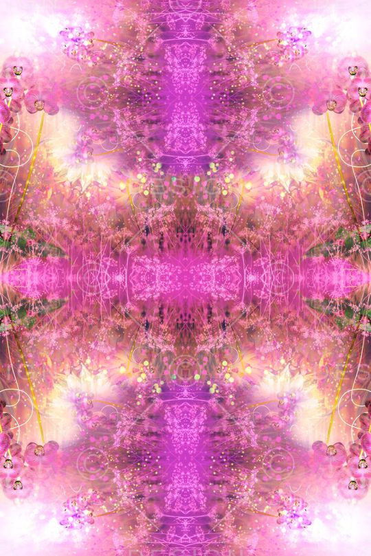 抽象 朦胧 对称 镜像 紫色 梦幻 童话印花华亿平台图片