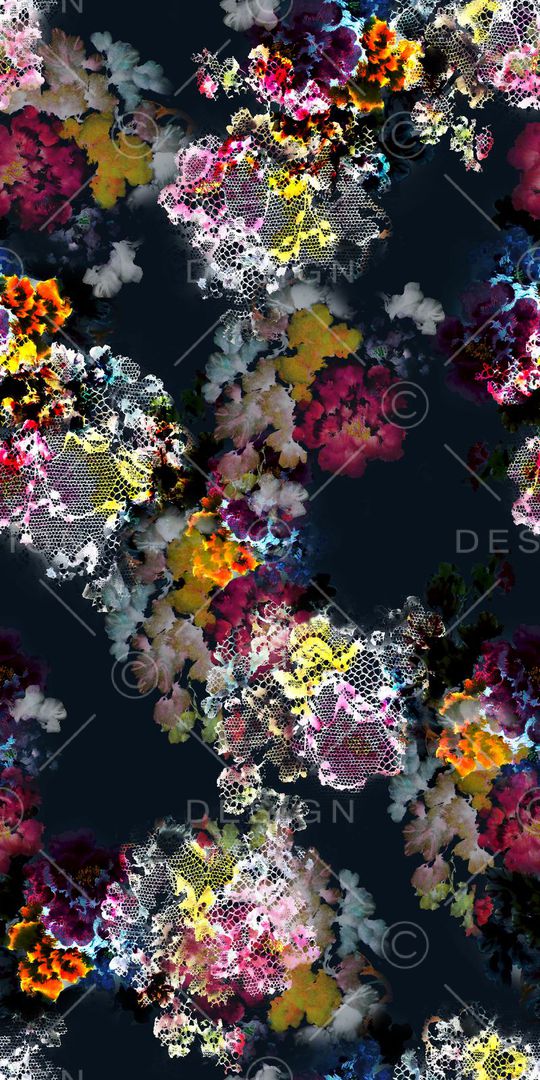 老年装 老年人 花卉 黑底 高贵印花华亿平台图片