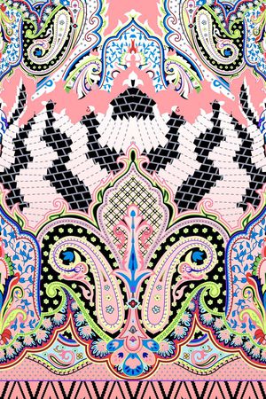 几何印花华亿平台图片