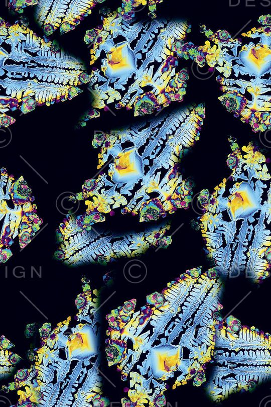 几何 肌理 拼贴 抽象 黑底 蓝色印花华亿平台图片