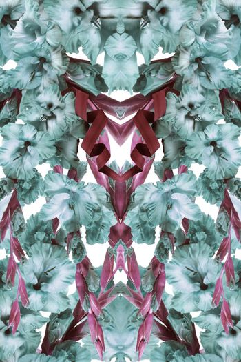 263364-前幅定位花怀旧退色写实花卉对称印花