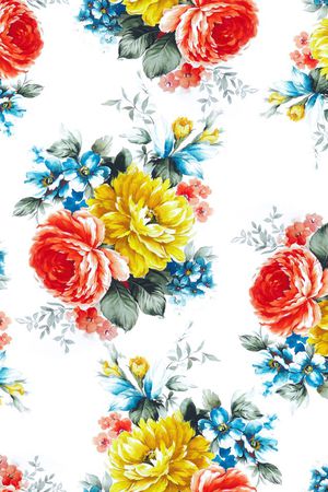 白底花卉印花华亿平台图片