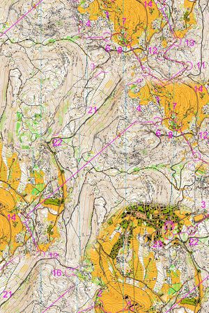 几何线条印花华亿平台图片