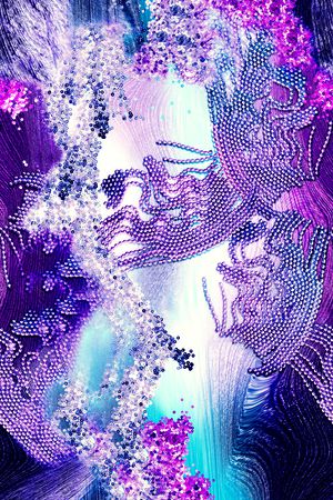 几何线条印花华亿平台图片