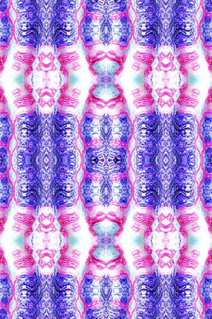 女装印花华亿平台图片