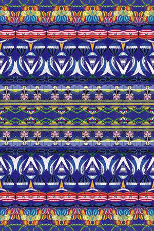 男装印花华亿平台图片