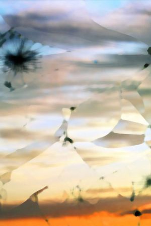 玻璃镜子水印花华亿平台图片