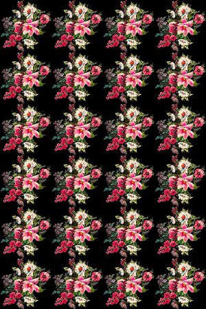 老人黑底手绘花卉印花华亿平台图片