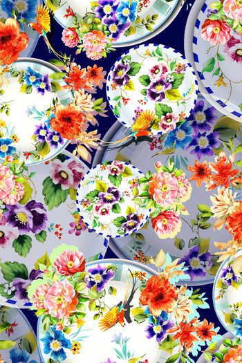 395880-瓷盘手绘花卉