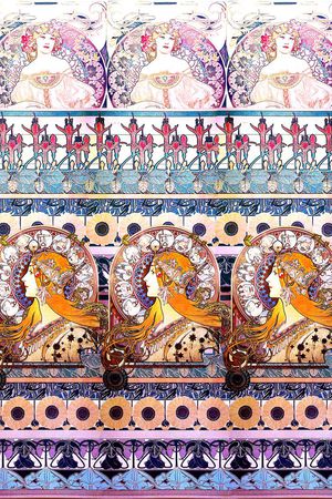 巴洛克印花华亿平台图片