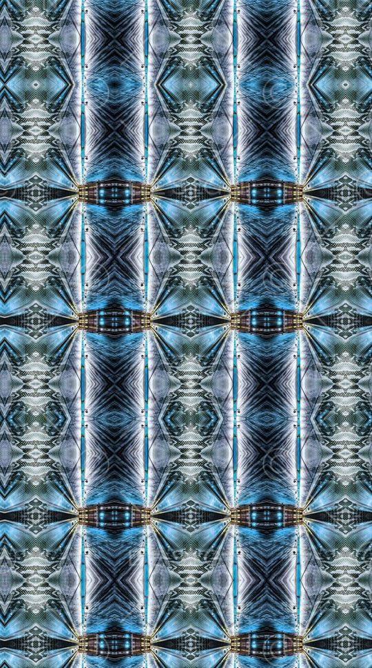 对称印花华亿平台图片