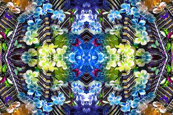 409158-幻影花朵攀附复古建筑