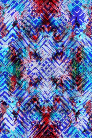 几何印花华亿平台图片