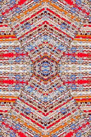 对称印花华亿平台图片