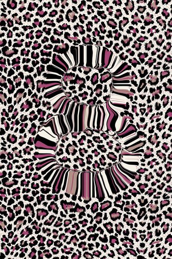 426227-原创几何数字8纹理与豹纹定位华亿平台可